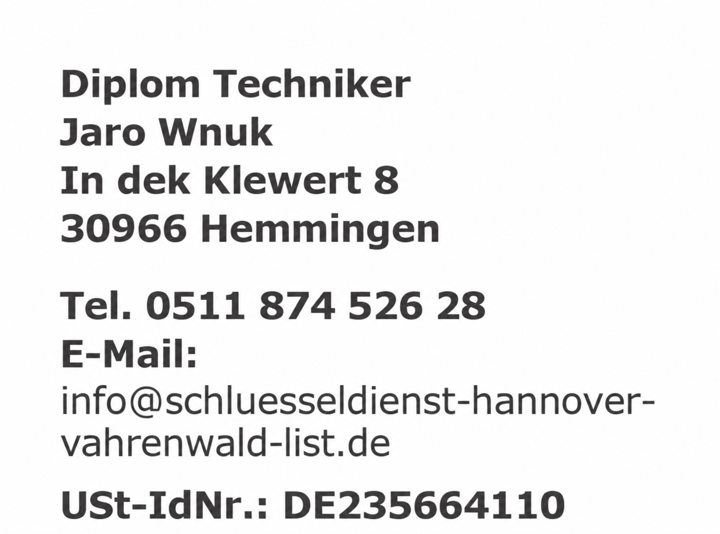 Angaben zum Verantwortlichen mit aktueller Telefonnummer und E-Mail-Adresse.